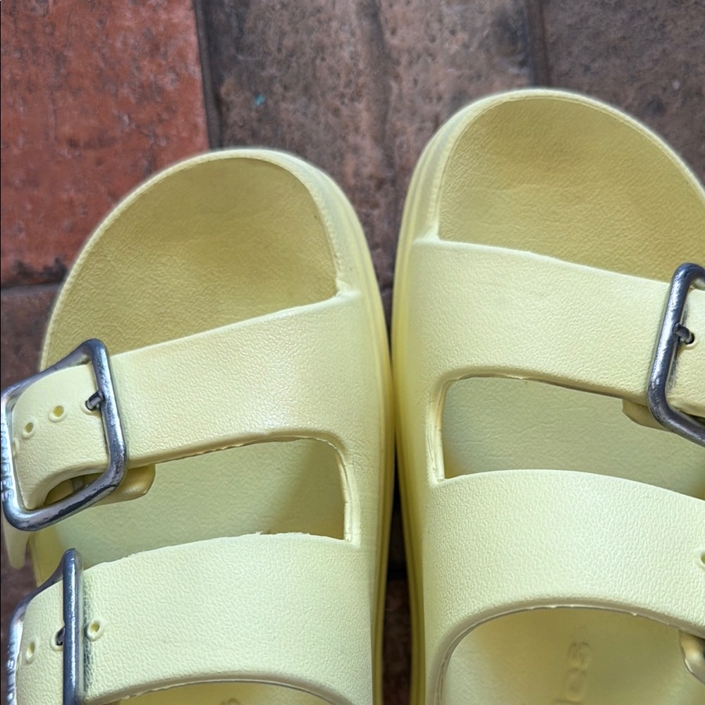 J/SLIDES Lemon Yellow Double Buckle Platform Slide Sandals - Picture 6 of 6